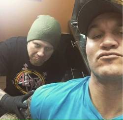 ortonitegirl01:  Randy Orton getting tatted 😘 