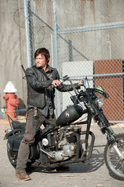 love-the-walking-dead:  Daryl. The Walking Dead Season Finale