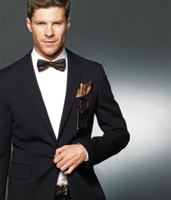 the-suit-man:  http://the-suit-man.tumblr.com/  Xabi Alonso grr