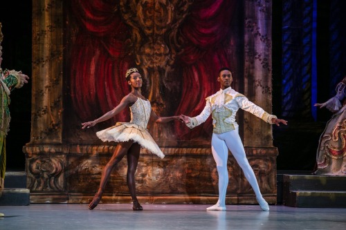 swanlake1998:precious adams and andile ndlovu photographed rehearsing