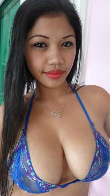 selfieasiangirl: Hot Asian girl big tits.More Asian Tits