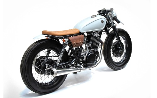 caferacerpasion:  Yamaha SR400 Cafe Racer by The Sports Customs | www.caferacerpasion.com