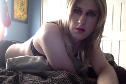 brandimorganxxx:  I just need 25 more followers tonight and I