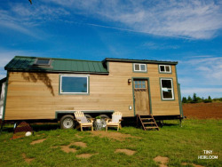 tinyhousetown:  A rustic tiny house built for a family of 6!