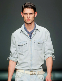 l-homme-que-je-suis:  Arthur Gosse | Mango Spring/Summer 2014