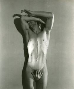 mqobm:    George Platt Lynes: Untitled, 1936  