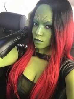 steam-and-pleasure:  Gamora from Guardians of the GalaxyCosplayer: