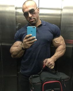drwannabebigger:Hamed Javidan
