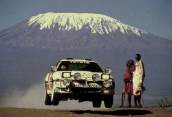 ratengoriginal:  Safari Rally its a rally race held in East Africa.