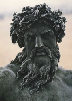 lifestyleoftheunemployed:  Statue of Zeus at Versailles Lifestyle
