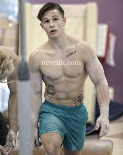 billyraysorensen:  Awesome gymnast … Brinn Bevan