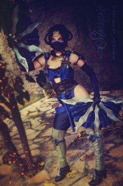 Kitana by Shermie-Cosplay 