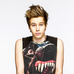lukehemmingsdaily:  5 Seconds of Summer photographed in Sydney,