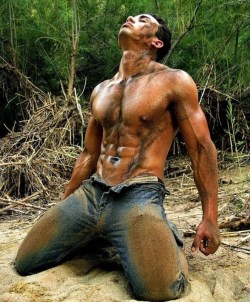 marinebuzz: I like dirty boys.