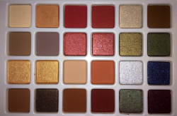 ukrainianbarbiedoll:  New Marsala color of the year palette from