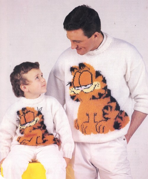 figdays:    Vintage Garfield DK Knitting Pattern //   UniquelyMe2UBoutique