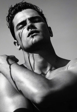 browserio:  Sean Opry 