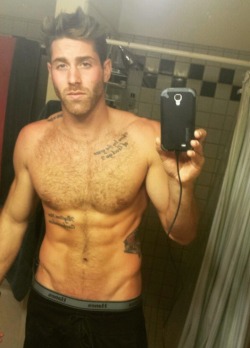 jboys20:  jezebelsboys:Love me some Zack 😍 Watch his hot