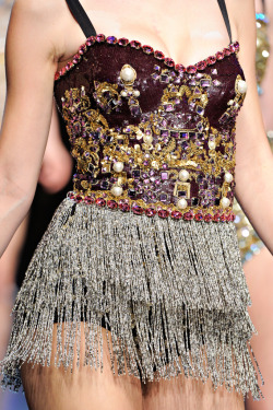 girlannachronism:   Dolce & Gabbana spring 2012 rtw details