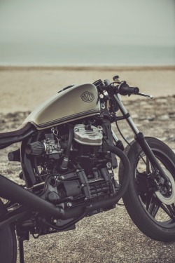 rhubarbes:  Honda CX500 Cafe Racer by Nozem Amsterdam. Photography