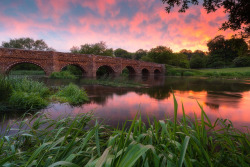 te5seract:   White Mill Bridge Colours Of Dawn  White Mill Bridge