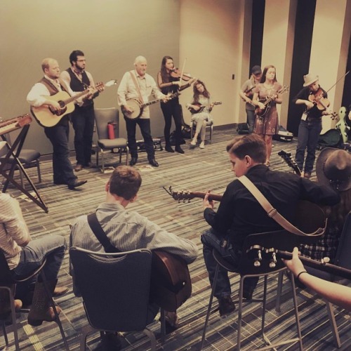 <p>One of the best things going on at #wob2017 is the youth jam room. I mean, isn’t that the idea? Grow some new bluegrass and old time music lovers so that the music can continue to evolve through the filters of these amazing young minds? Well, I think it’s the idea. Mad props to @ivyphillipsfiddle for booking special guests like @specialconsensus in that jam room and @deanier for being the kickass role model they all need. #ibma #bluegrass #payitforward #kob  (at Raleigh Convention Center)</p>
