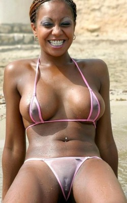black-body-eb: Black Girls Are Such Hot http://black-body-eb.tumblr.com