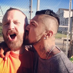 accidentalbear:  Kisses from Boomer Banks in SF! I think there’s