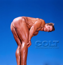 coltmen:  COLT Man Buck Hayes!  Dat Ass 