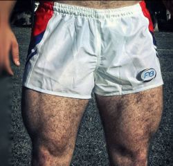 thelastgreatkings: all the goals   Awesome looking hairy legs