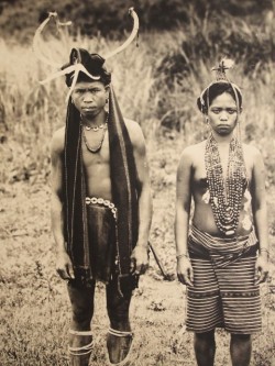 dahzmija:  Couple during wedding in Kiangan, Ifugao early 1900 