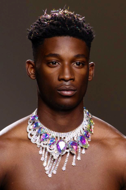 versacewoman:  Harry Uzoka at Ashish SS15 