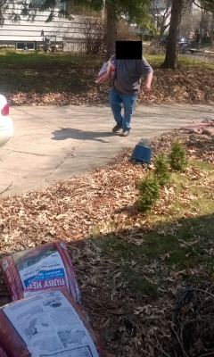 stupidfuckingpig:  I was honored to bring 10 bags of mulch to