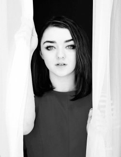 kissedbyflames:  Maisie Williams for Modds Magazine (April 2014)