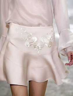 myprada:  spunkh:  lamorbidezza:  Antonio Berardi Spring 2008