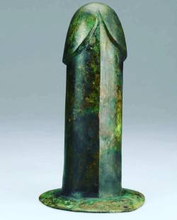 frankiethebaron:  Jade dildo of the Hang Dynasty#SEXTOYShttp://frankiethebaron.tumblr.com/tagged/sextoys