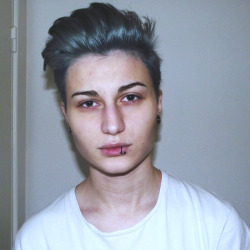 fucking-androgynous-girl:  Tumblr / Instagram : @katrinratto