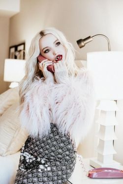 never-ending-fantasy:  Dove Cameron in the May 2017 Issue of