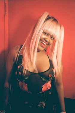 blackmodel: bloodyguts: QUEEN CUPCAKKE. 35MM GODDESS 