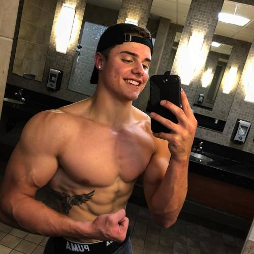 fit aesthetic guys