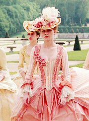 bornhate:  1/? costumes: Marie Antoinette by Milena Canonero