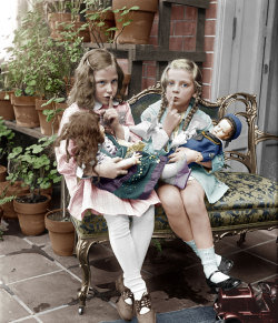 indypendent-thinking: Two Young Girls With Dolls (between 1909