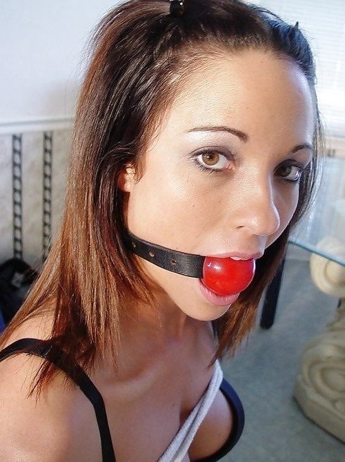 ilikeballgaggedgirls: