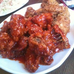 ofbreakfastandtea:  Gami’s kimchi and soy flavored fried chicken.
