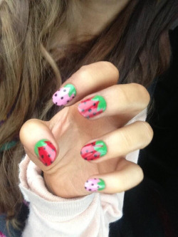 arianagrandestudio:  aris nails//fetus