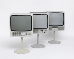 searchsystem:Hartmut Esslinger / Frog Design / Wega / Television