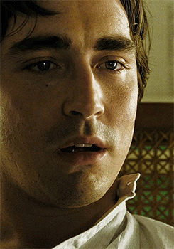 amaris12345:  ohmy-goddess: Lee Pace as the Red Bandit - The