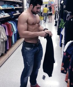 freeballplayla:  He can try on clothes anywhere he wants! Follow