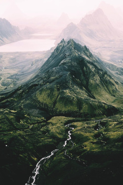 lsleofskye:  The dark side of the mountain