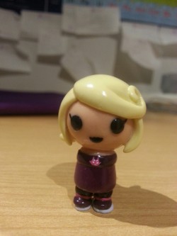 sinbads-nudie-dudie:  Polymer clay Roxy Lalonde! She’s by far